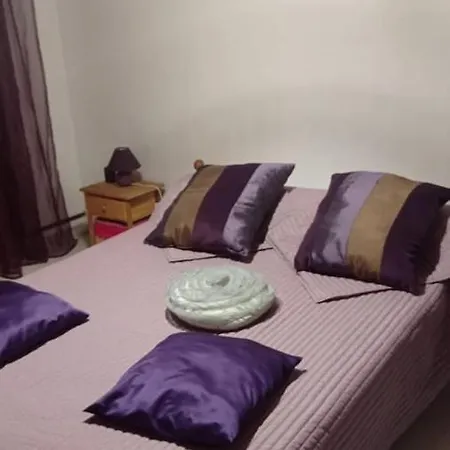 On Est Bien Chez Monique
