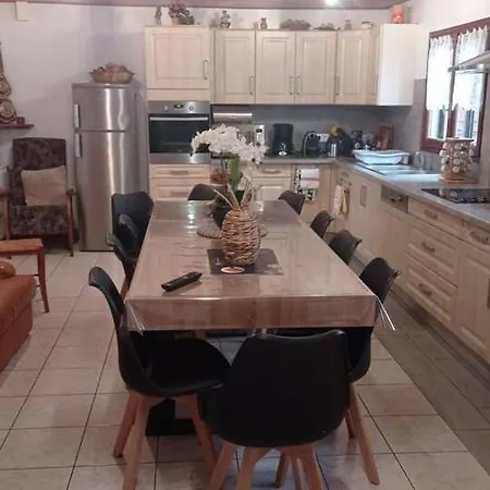 On Est Bien Chez Monique